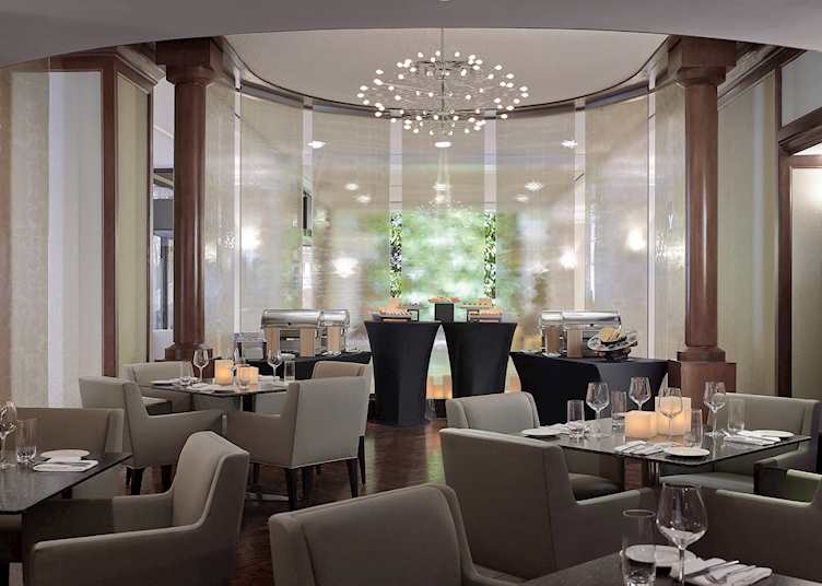 Restaurant, The Chelsea, Toronto