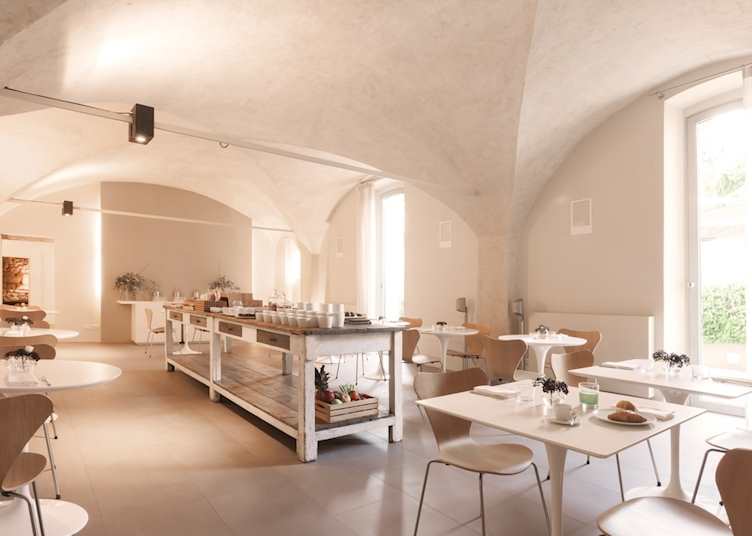 Nun Assisi Relais, Assisi