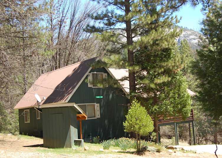 Cabin 44R Redwoods in Yosemite