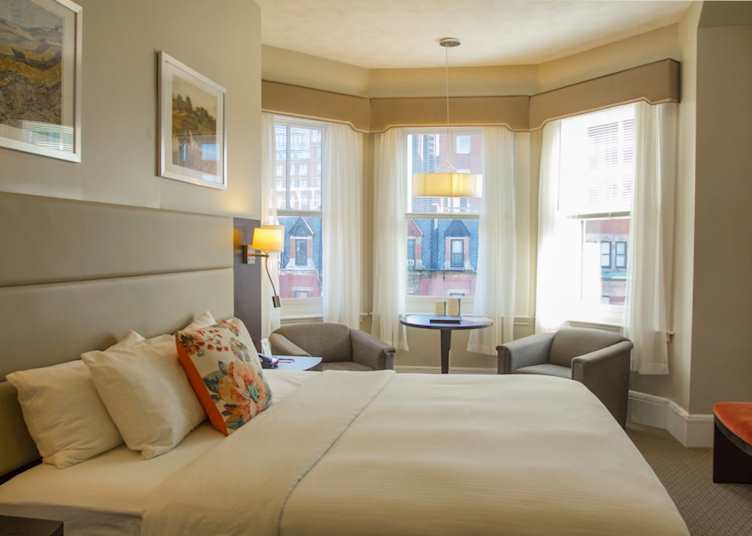 King room at Newbury Guest House