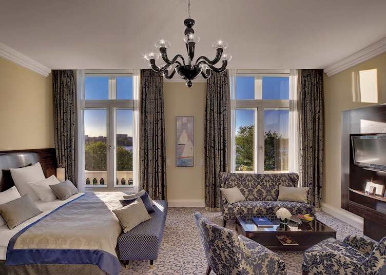 Hotel Atlantic Kempinski, Deluxe room 