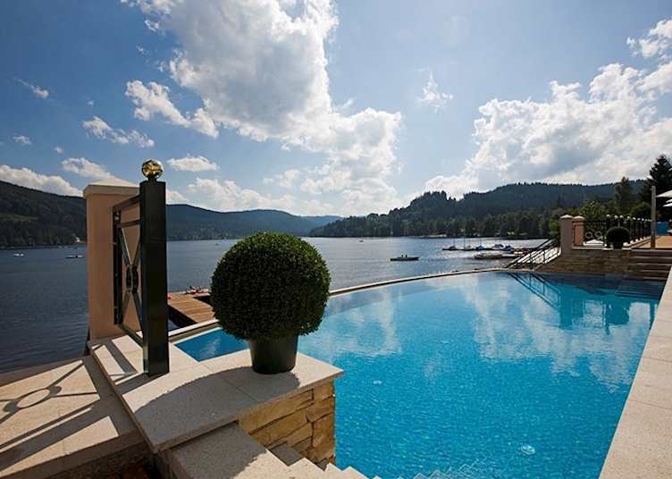 Pool over Lake Titisee, Treschers Schwarzwald Romantikhotel Am See