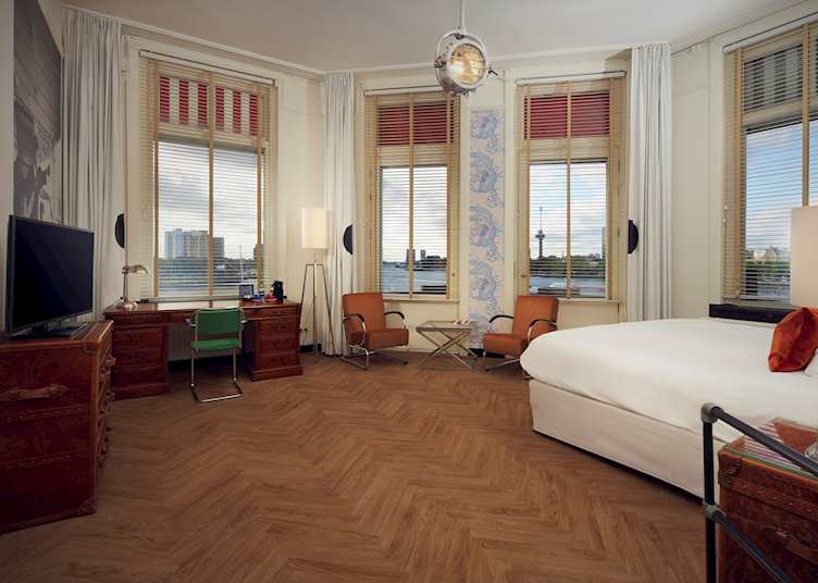 Balcony room