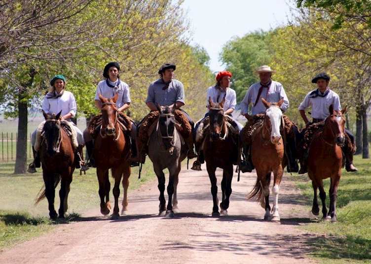 Gauchos at Estancia El Ombu