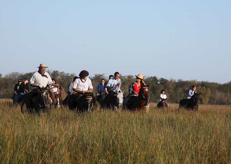 Riding at Estancia El Ombu