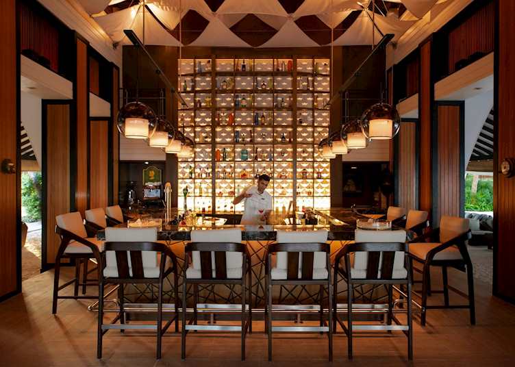 Sails Bar, Baros Maldives, Maldive Island