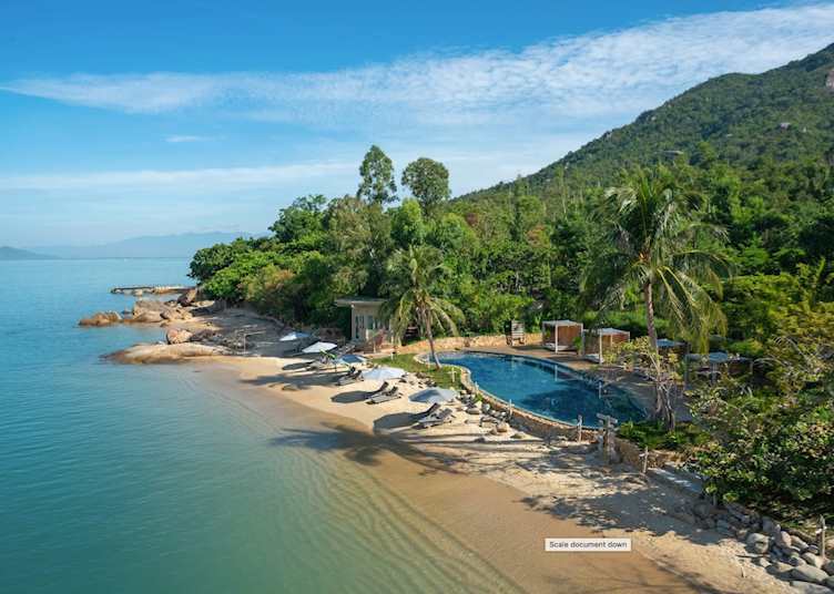Beachfront view of An Lam Retreats Ninh Van Bay