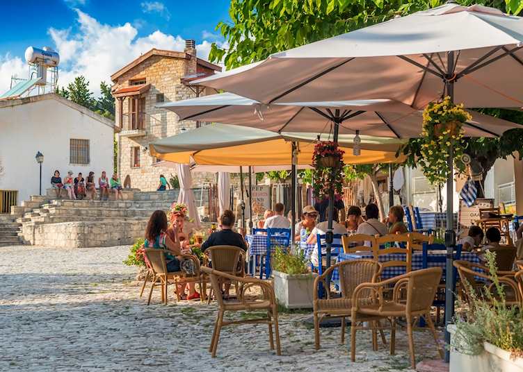 Local taverna, Omodos