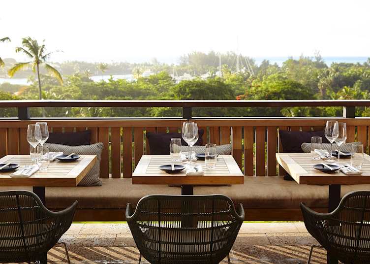 Alfresco dining