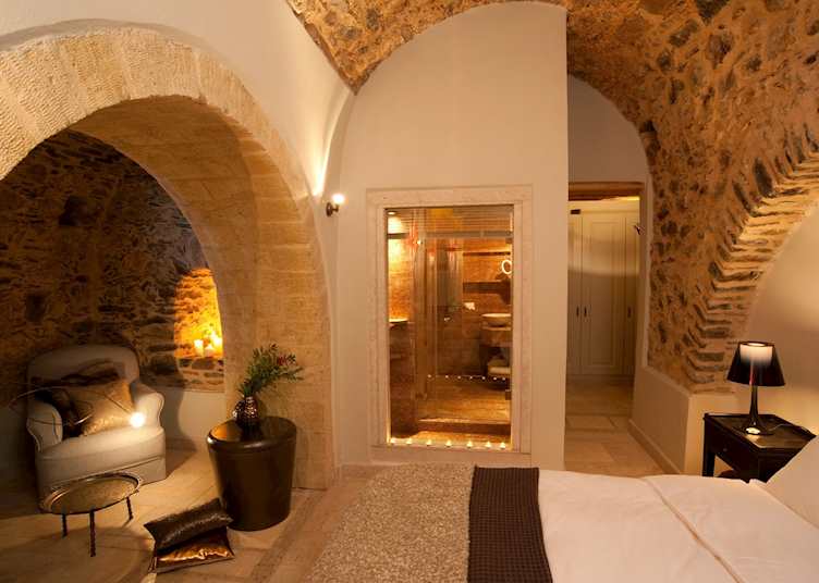 Byzantine Suite, Kinsterna Hotel