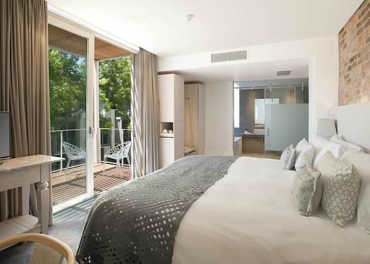 Superior Plus room at Oude Werf Hotel, Stellenbosch