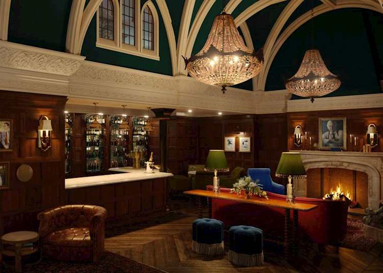 Randolph Hotel bar