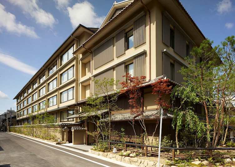 Celestine exterior