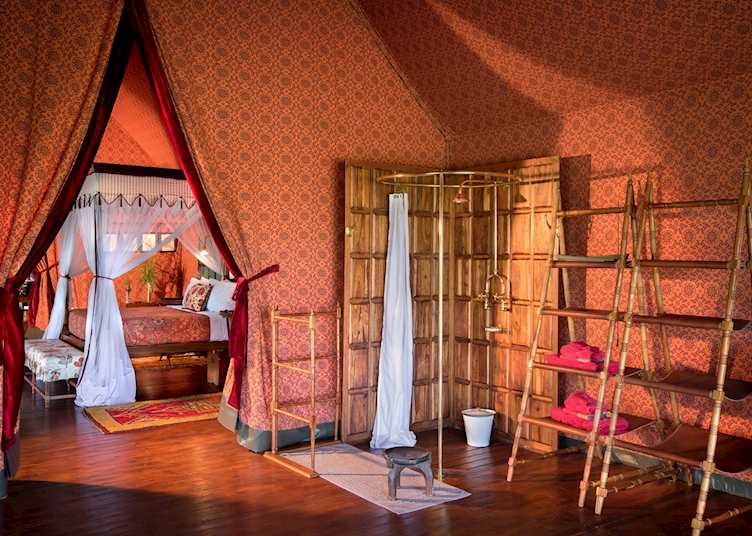 Jack's Camp - Shower Room