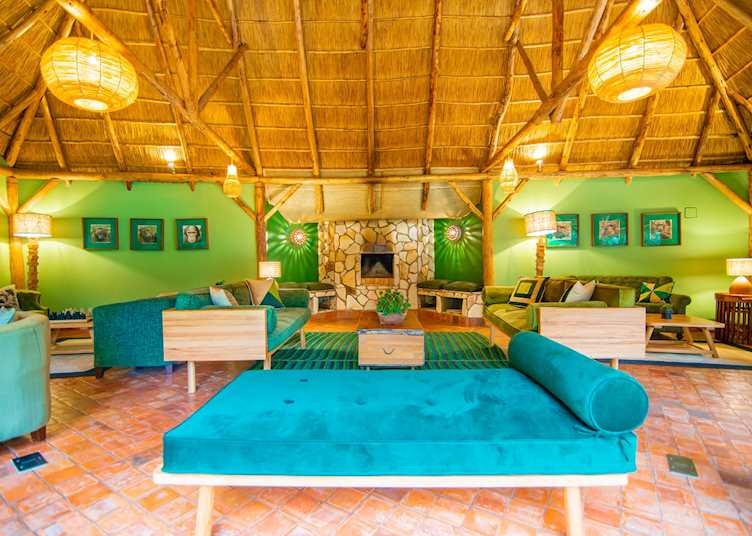 The communal lounge, Primate Lodge Kibale 