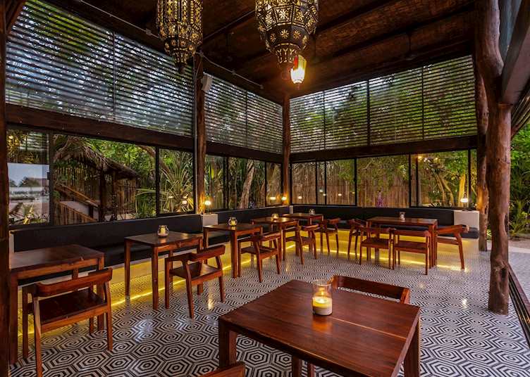 Dining ara