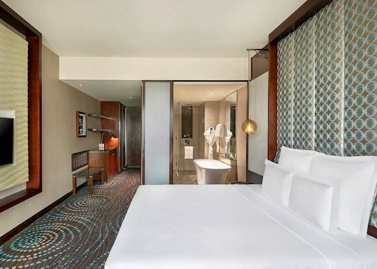 Deluxe room, Pullman, Delhi Aerocity