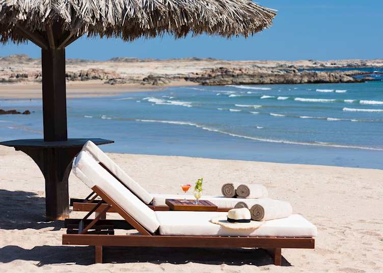 Beach, Alila Hinu Bay