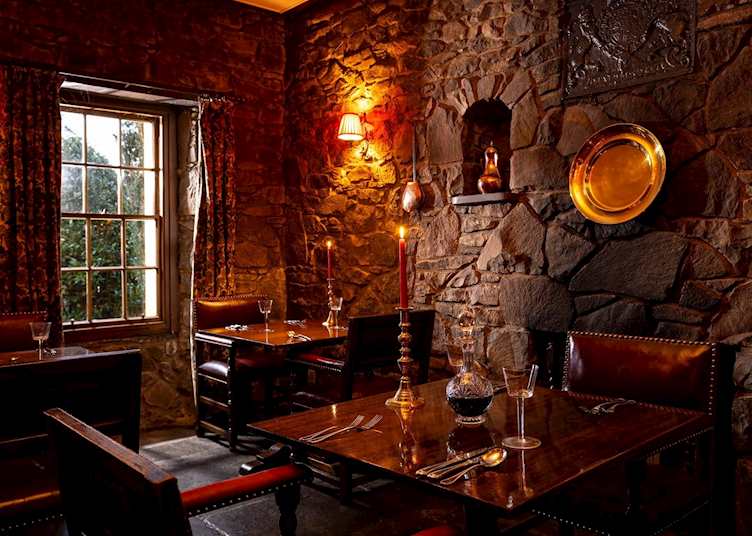 Dining room, Knipoch Hotel