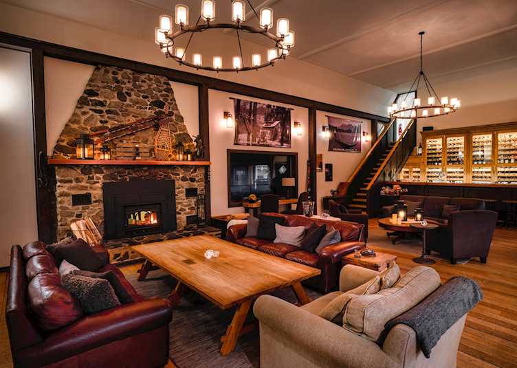 Tweedsmuir Park Lodge 
