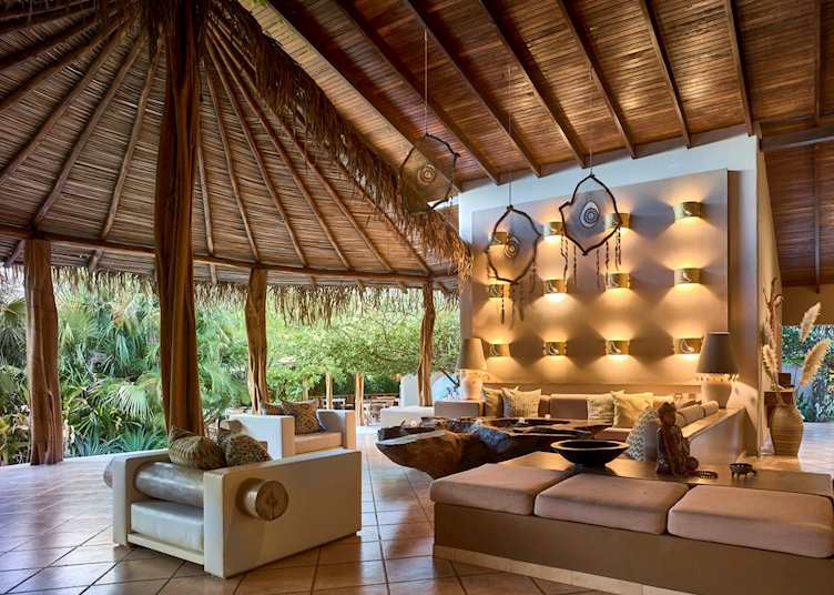 Cala Luna Lobby