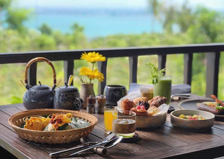 Breakfast at Rumari, Raffles Bali