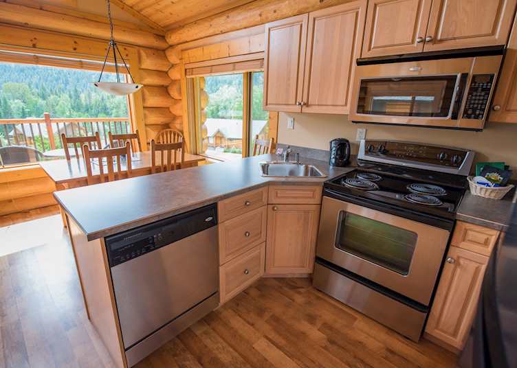 Kitchen area, Alpine Meadows Resort, Clearwater