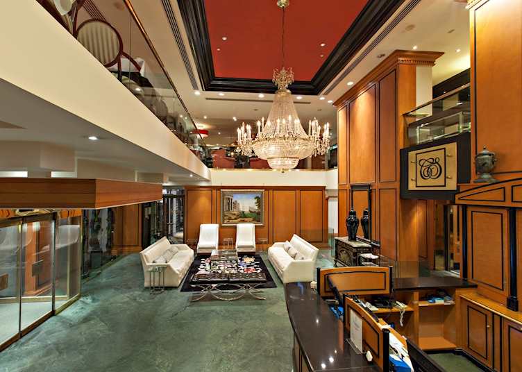 Le Cantlie Suites lobby, Montréal