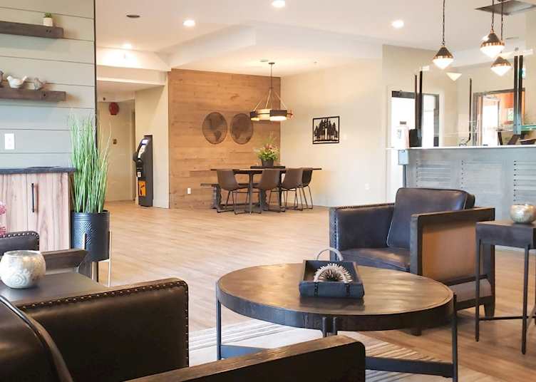 Lobby, Prestige Hudson Bay Lodge, Smithers