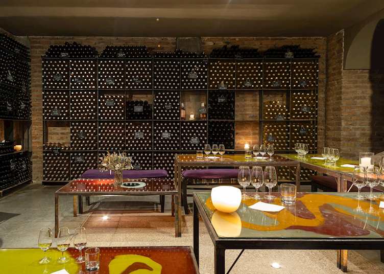 Wine cellar, Awasi Mendoza