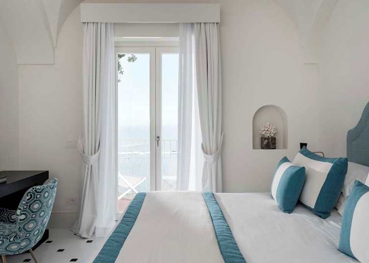 Room with a view 