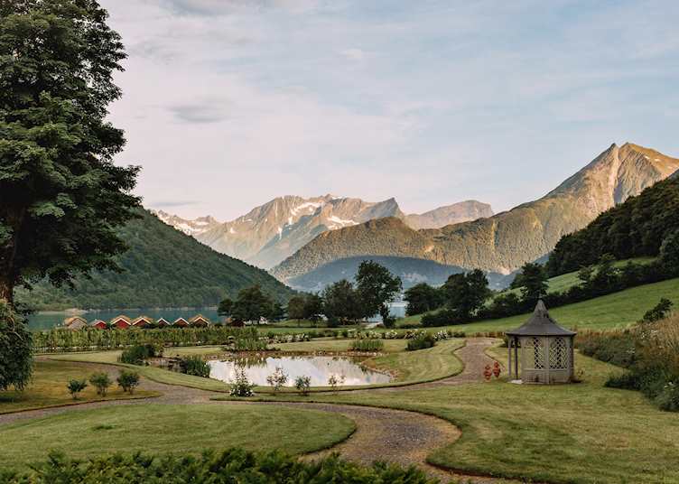 Grounds, Hotel Union Øye
