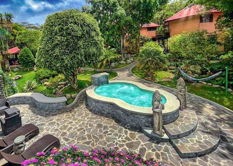 Swimming pool, Boquete Garden Inn
