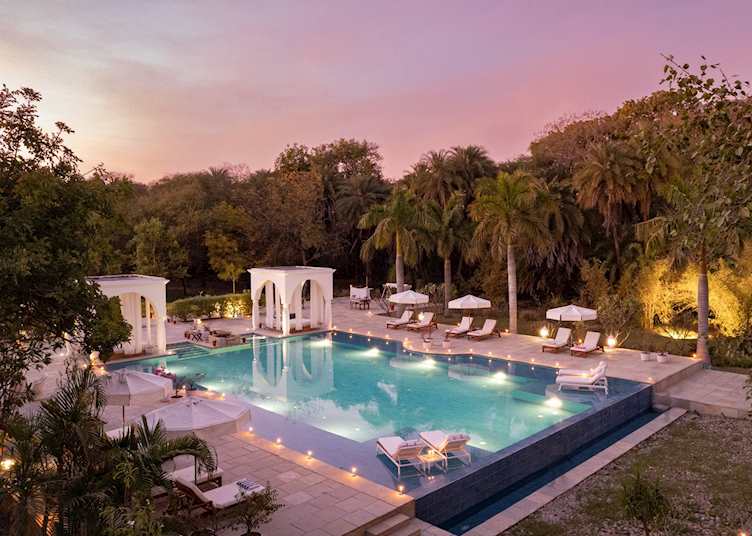 View of the pool at sunset, Shahpura Bagh