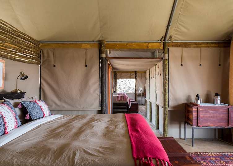 Family tent, Meno A Kwena
