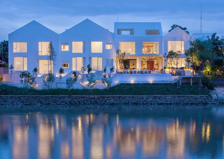 Exterior, Sala Ayutthaya