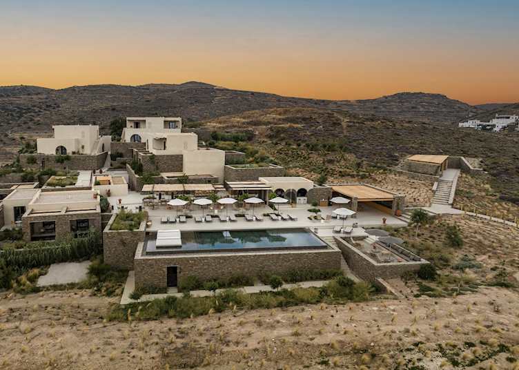 NÓS Hotel & Villas, Faros
