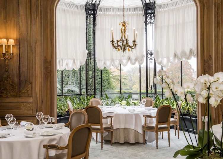 Restaurant, Domaine Les Crayères (Credit: Domaine Les Crayères)