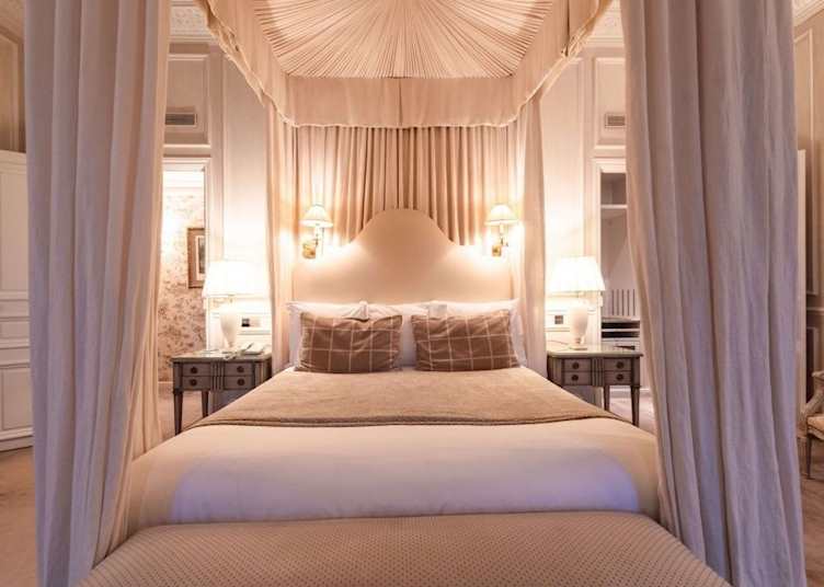 Prestige room, Domaine Les Crayères (Credit: Domaine Les Crayères)