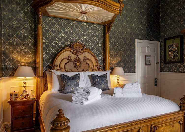 Classic room, Plas Dinas Country House