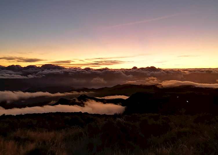 Breakfast above the clouds