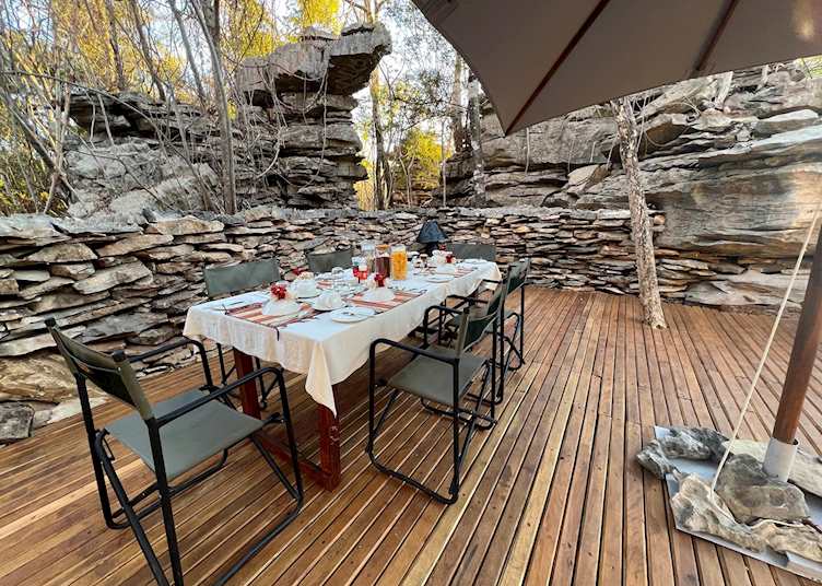 Outdoor dining, Namoroka Tsingy Camp (Credit: Namoroka Tsingy Camp)