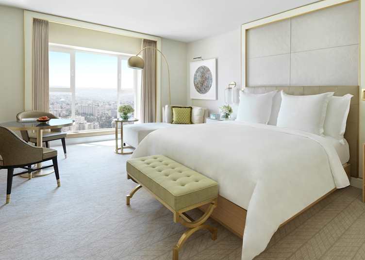 Guest room, Four Seasons Hotel Amman