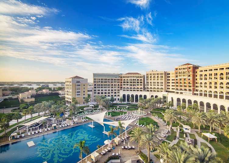 Ritz-Carlton Abu Dhabi, Grand Canal