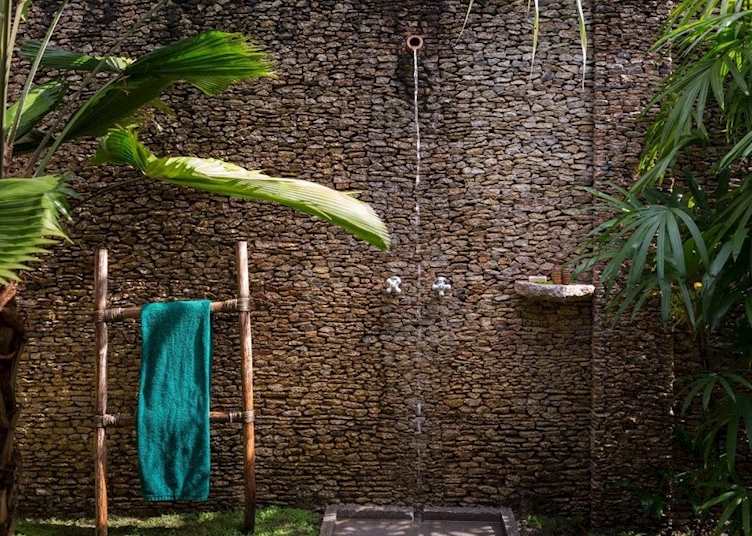 Outdoor Showers, Blancaneaux Lodge, Cayo District 
