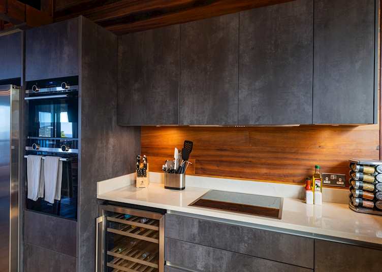 Secret Bay Summit Zabuco Villa Kitchen (1)