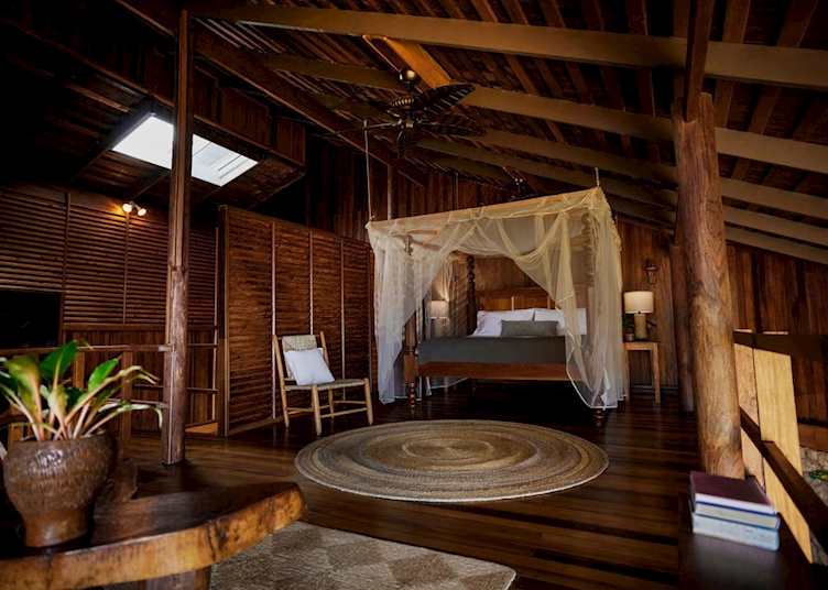 Guest room, Ladera