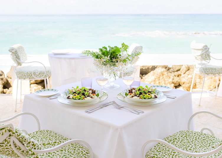 Al fresco dining, Cobblers cove