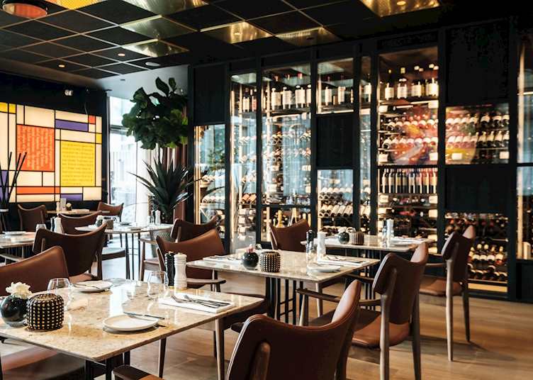 Restaurant, The Thief