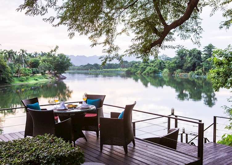 Terrace Bar, U Inchantree Kanchanaburi